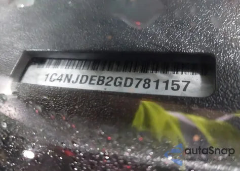 2016 Jeep Compass Latitude из США, поврежденный, VIN 1C4NJDEB2GD781157